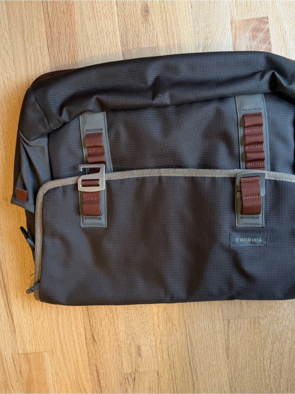 Timbuk2 sleek black
